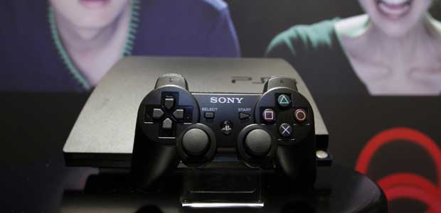 PS3 da Sony supera em vendas Xbox 360 da Microsoft - REUTERS/Yuriko Nakao/Files 