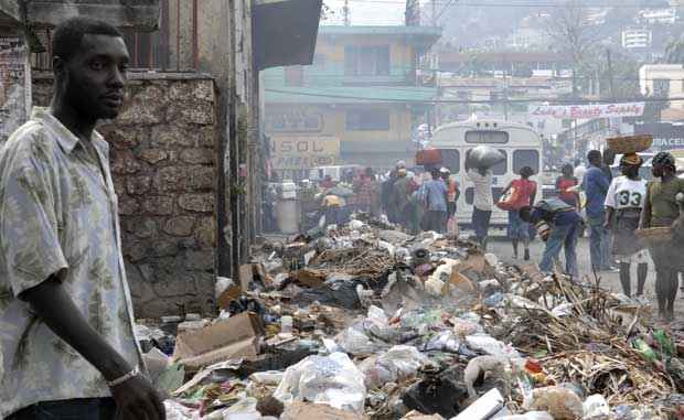 Em reconstrução, Haiti relembra hoje três anos do pior terremoto da sua história recente - Breno Fortes/CB/D.A Press