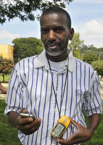 Atualização de dados ineficiente e obstáculos físicos explicam falhas do serviço de GPS - Maria Tereza Correia/EM/D.A Press