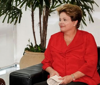 Dilma sanciona lei para nova gestão de direito autoral - Roberto Stuckert Filho/PR