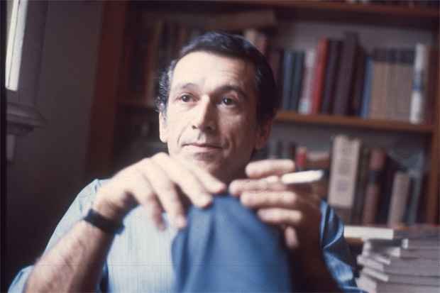 EM faz roteiro afetivo para mostrar lugares preferidos de Fernando Sabino em BH - O Cruzeiro/EM - 23/10/1973