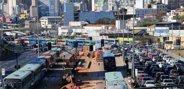 PBH convoca os moradores para discutir adensamento urbano - Paulo Filgueiras/EM/D.A Press - 20/8/13