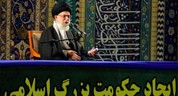 Líder do Irã diz que não recuará de "direitos nucleares" - HO / KHAMENEI.IR / AFP