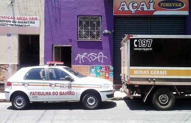 Pedreiro é assassinado em suposto crime passional no Bairro Carlos Prates - Thiago Lemos/EM/D.A.Press