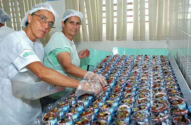 Aniversário de BH: mais de 10 mil cupcake são distribuídos no Restaurante Popular I - Isabel Baldoni/PBH