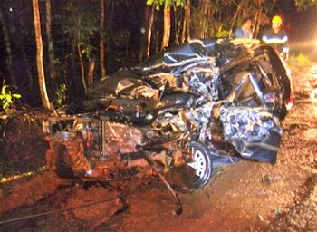 Casal morre em acidente envolvendo Fiat Uno e caminhão na MG-111 - Portal Caparaó