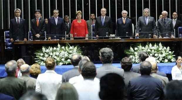 Renan entrega diploma de restituição simbólica de mandato para filho de Jango - Pedro França/Agência Senado