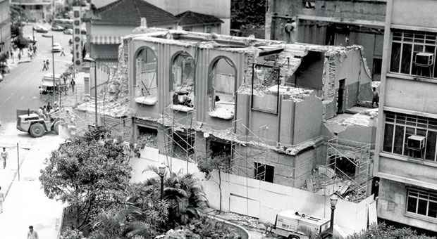 Polêmica sobre preservação de antigos cinemas de BH  também já ocorreu há 30 anos - Pedro Graeff/EM - 1983 