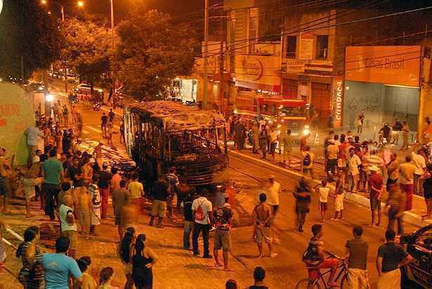 Ataques do Complexo Penitenciário de Pedrinhas deixam São Luís sitiada - Karlos Geromy/OIMP/D.A Press
