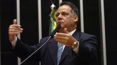Após Donadon, Câmara decidirá sobre mandato de Leréia - Divulgação