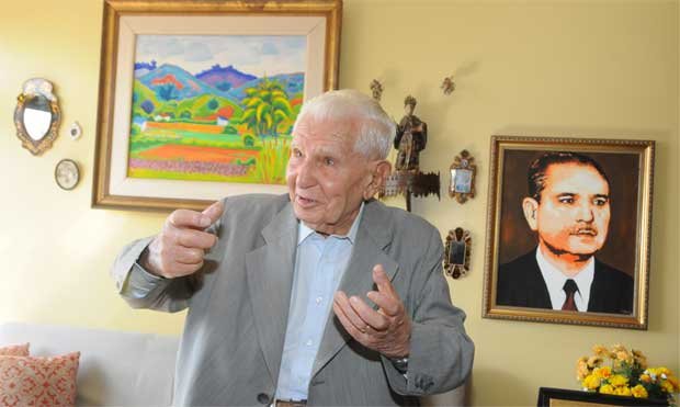 Aos 94, ex-governador Rondon Pacheco relembra os primeiros anos da ditadura - Paulo Filgueiras/EM