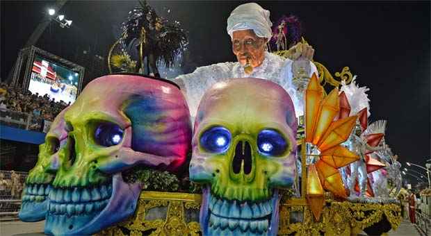 Mocidade Alegre é tricampeã do carnaval de São Paulo - AFP PHOTO / NELSON ALMEIDA 