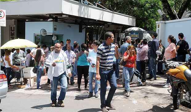 Confusão durante concurso do DER e Deop deixa candidatos revoltados - Cristina Horta/EM/D.A Press