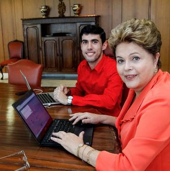 Criador do perfil Dilma Bolada trava queda de braço com marqueteiro pró-PSDB - Roberto Struckert/PR