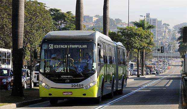 Nova etapa do Move na Antônio Carlos com redução de ônibus nas pistas mistas começa sábado - Jair Amaral/EM/D.A Press