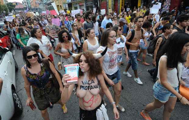 Marcha das Vadias desfila irreverência pelas ruas de Belo Horizonte  - Gladyston Rodrigues/EM DA Press