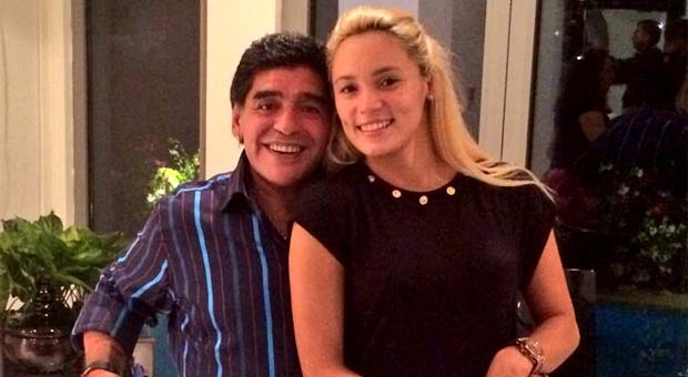 Ex-noiva de Maradona é presa pela Interpol em aeroporto na Argentina  - Reprodução / Facebook.com/Rocio-Oliva