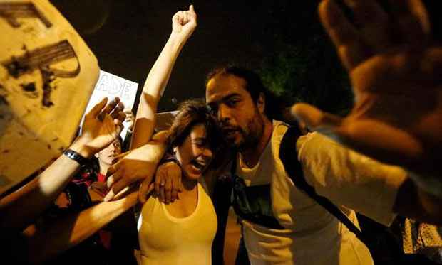 Violência marca  saída de ativistas da prisão - Fábio Motta/Estadão Conteúdo