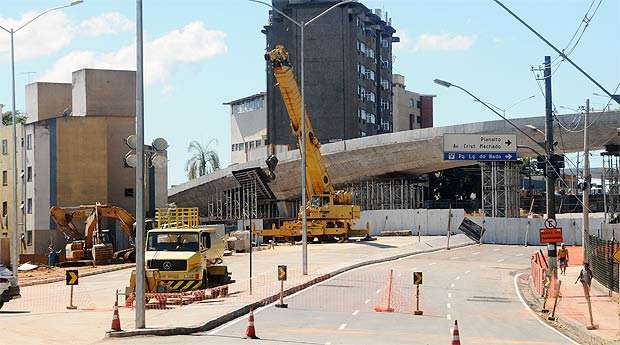 Justiça veta demolição da alça norte do viaduto que desabou em BH - Euler Junior/EM/D.A Press. 