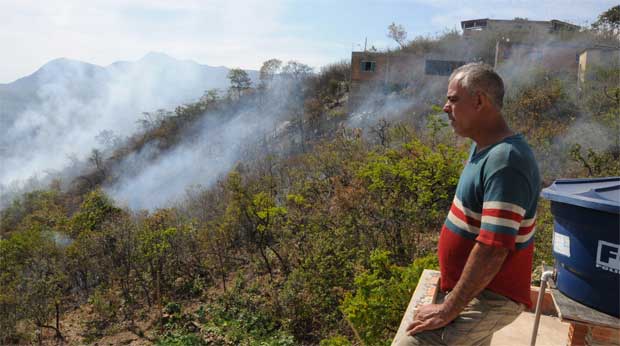 Parque Estadual Serra do Rola-Moça fica vulnerável a constantes queimadas  - Paulo Filgueiras/EM/D.A Press