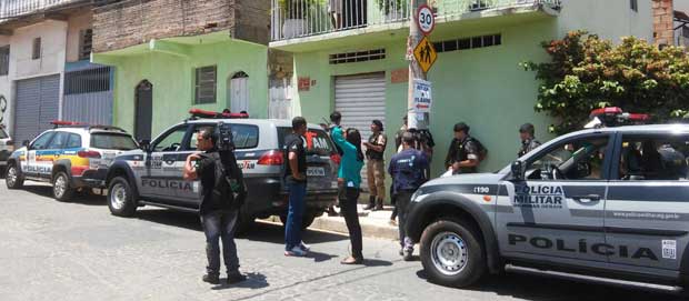 Assalto a casa no Bairro Nova Suíssa, em BH, mobiliza PM - Paulo Filgueiras/EM DA Press