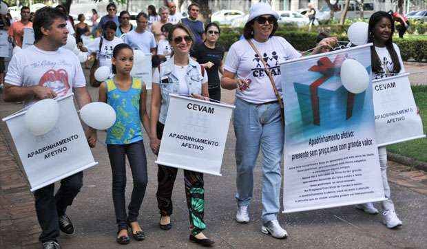 Voluntários falam do aprendizado com o apadrinhamento de crianças e adolescentes - Leandro Couri/EM/DA Press