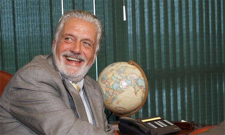 Governador da Bahia considera 'justa' aposentadoria vitalícia de R$ 19,3 mil - AFP PHOTO/DOMINGOS TADEU