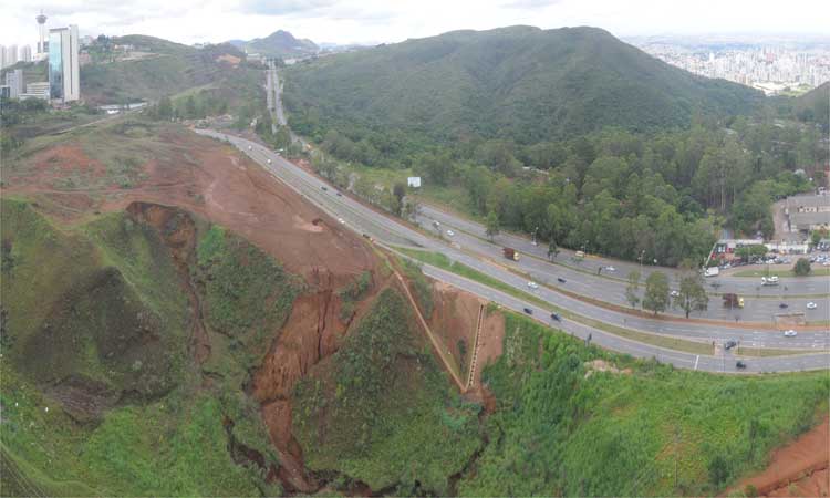 Requerimento tenta impedir votação de projeto que reduz 60 hectares da Mata do Cercadinho - Leandro Couri/EM/D.A Press 