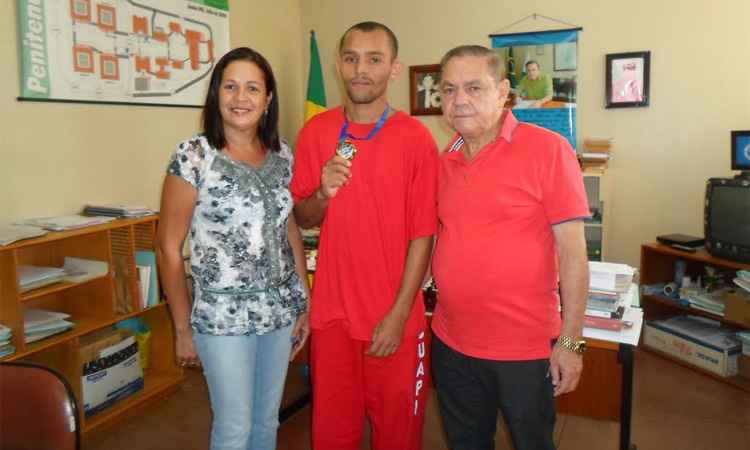 Detentos de MG conquistam medalha de ouro em Olimpíada Internacional de Matemática - Elzira Alves