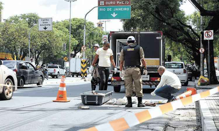 Número de motociclistas inabilitados flagrados em blitzes sobe 23% em BH - Gladyston Rodrigues/EM/D.a Press