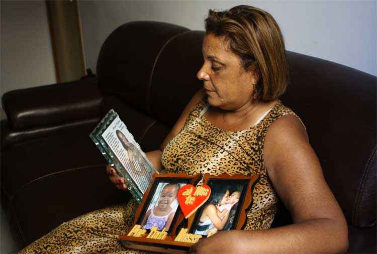 Parentes de vítimas de queda de viaduto e acidente em barragem ainda esperam justiça - Rodrigo Clemente/EM/D.A Press
