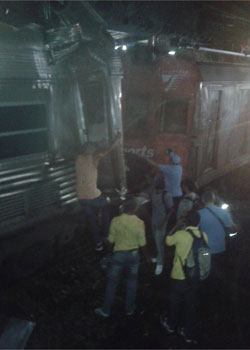 Colisão entre dois trens no Rio deixa cerca de 40 feridos na Baixada Fluminense - Carlos Linhares/Reprodução/ Twitter