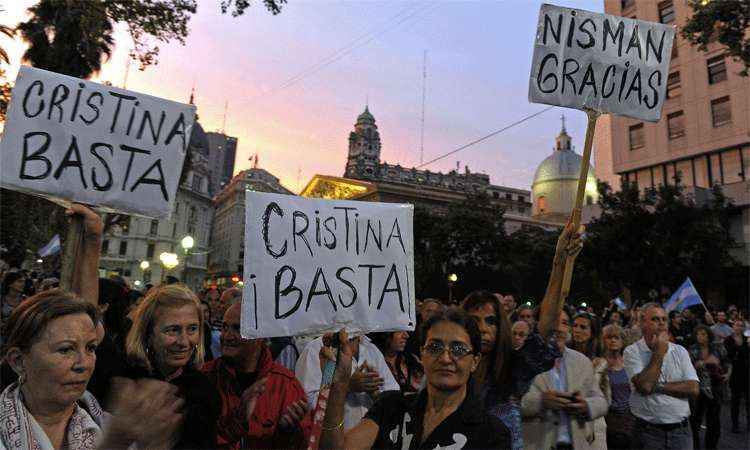 Morte de procurador argentino causa manifestações nas ruas - ALEJANDRO PAGNI