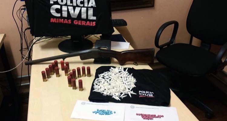 Polícia prende suspeitos de tráfico de drogas e apreende material entorpecente em BH - Polícia Civil/Divulgação