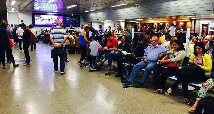 Mesmo com ILS ligado, Aeroporto de Confins tem o maior número de atrasos de voos do país - Jociane Morais/EM/D.A.Press