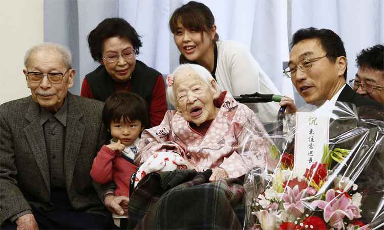 Mulher mais velha do mundo completa 117 anos - AFP PHOTO / JIJI PRESS JAPAN OUT 
