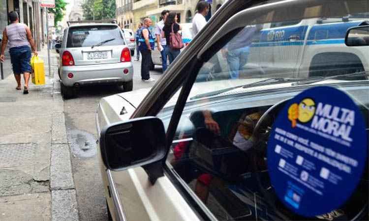 Pequenas infrações de trânsito são punidas com bronca em público no Rio de Janeiro - Tânia Rêgo/Agência Brasil