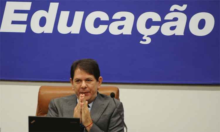 Internado, Cid Gomes pede adiamento de sua convocação à Câmara - Elza Fiúza/Agência Brasil