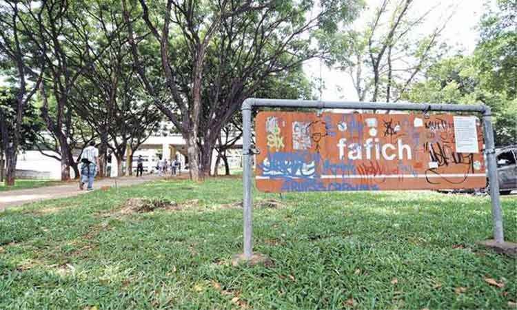 Segurança na UFMG é reforçada após denúncia de tráfico de drogas na Fafich - Leandro Couri/EM/D.A Press