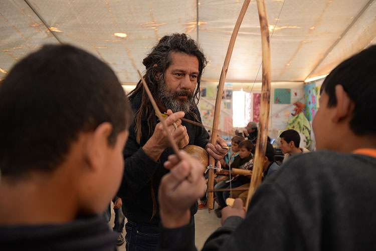 Mineiro dá aula de capoeira para refugiados na Jordânia - Túlio Santos/EM/D.A Press