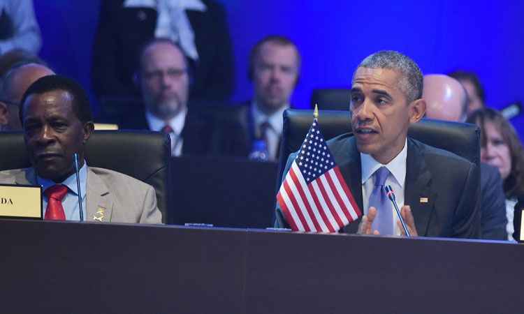 Obama e Raúl Castro consolidam uma nova era nas relações EUA-Cuba - MANDEL NGAN / AFP