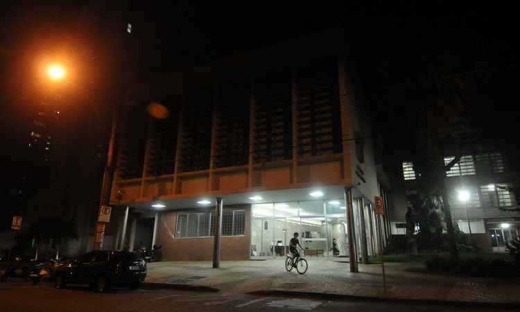 Após arrastão, estudantes de arquitetura da UFMG relatam rotina de insegurança - Túlio Santos/EM/D A Press