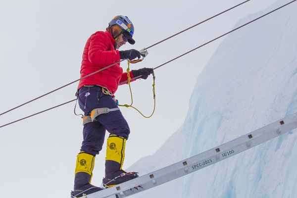 Alpinista cearense é resgatado no Monte Everest - Site oficial/Reprodução