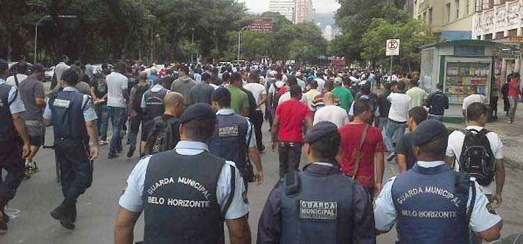 Em greve, guardas municipais protestam e deixam trânsito lento no Centro de BH  - Sindibel/Divulgação