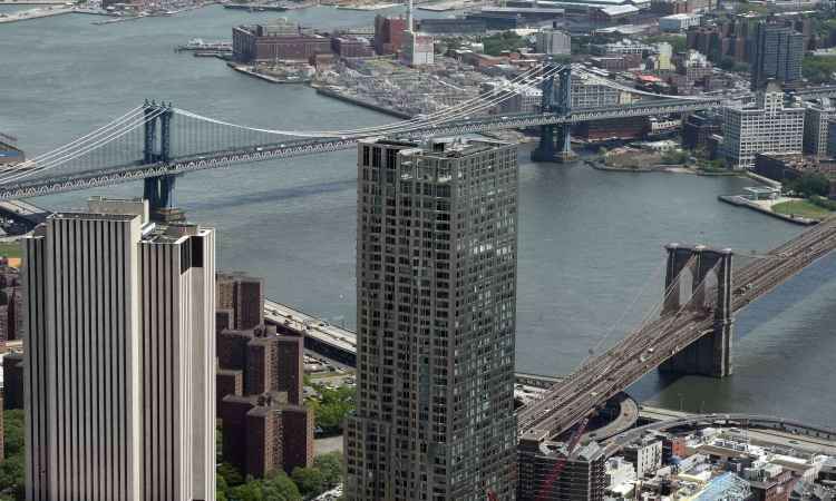 Edifício mais alto dos EUA, construído onde era o WTC, será aberto a visitantes - AFP PHOTO / TIMOTHY A. CLARY 