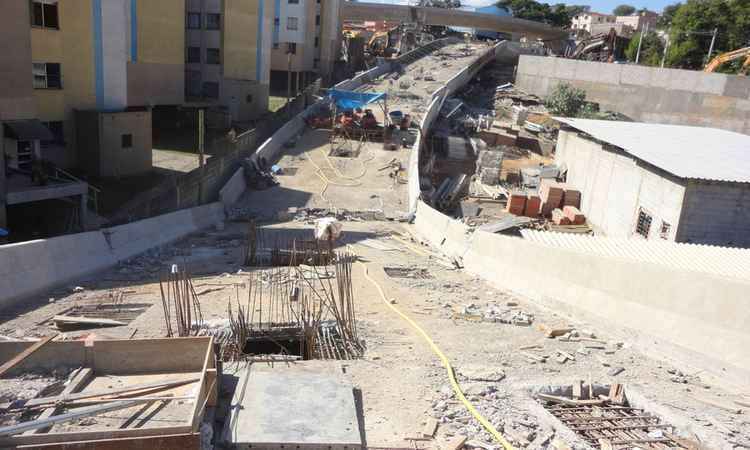 Consol acusa Cowan de ter usado concreto vencido em viaduto que caiu na Avenida Pedro I - Policia Civil/Divulgação