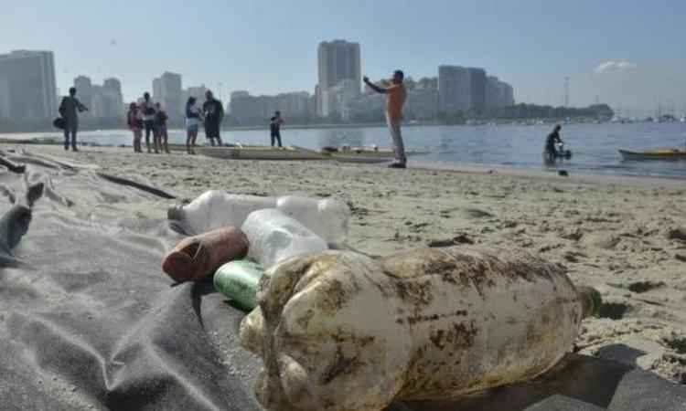 Apitaço pede despoluição da Baía de Guanabara - Fernando Frazão/Agência Brasil