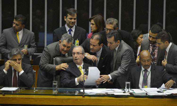 Eduardo Cunha manobra e consegue aprovar redução da maioridade penal - Fabio Rodrigues Pozzebom/Agencia Brasil 