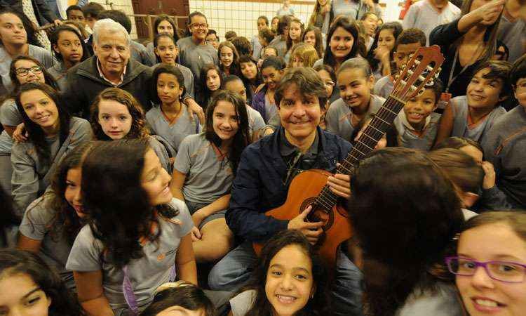 Escola desenvolve projeto para apresentar aos alunos a história do Clube da Esquina - BETO NOVAES/EM/D.A PRESS