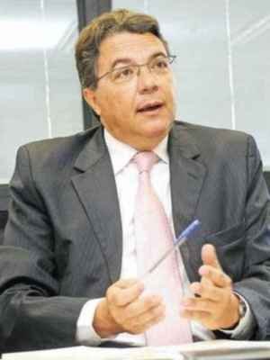 Helvécio Magalhães assume mais funções no governo de Minas - Beto Novaes/EM/D.A.Press